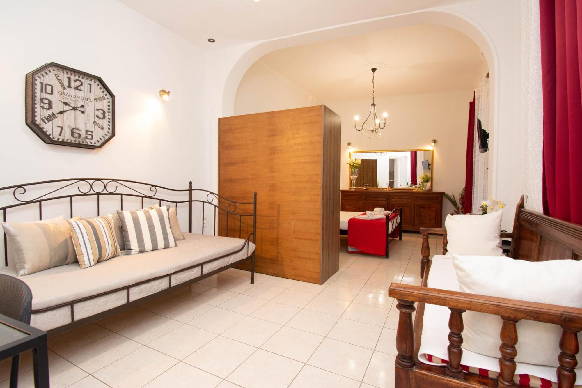 Athina House "By Checkin" Apartment Heraklion  Exterior photo